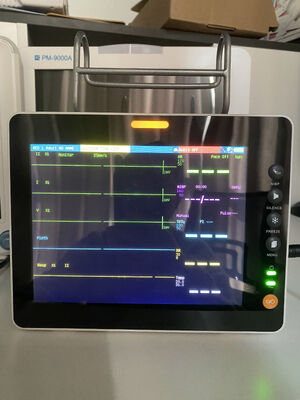 8 ইঞ্চি 6 প্যারামিটার মডুলার মাল্টি প্যারামিটার পেশেন্ট মনিটর যা চিকিৎসা সেটিংসে ভাইটাল সাইন নিরীক্ষণের জন্য ব্যবহৃত হয়